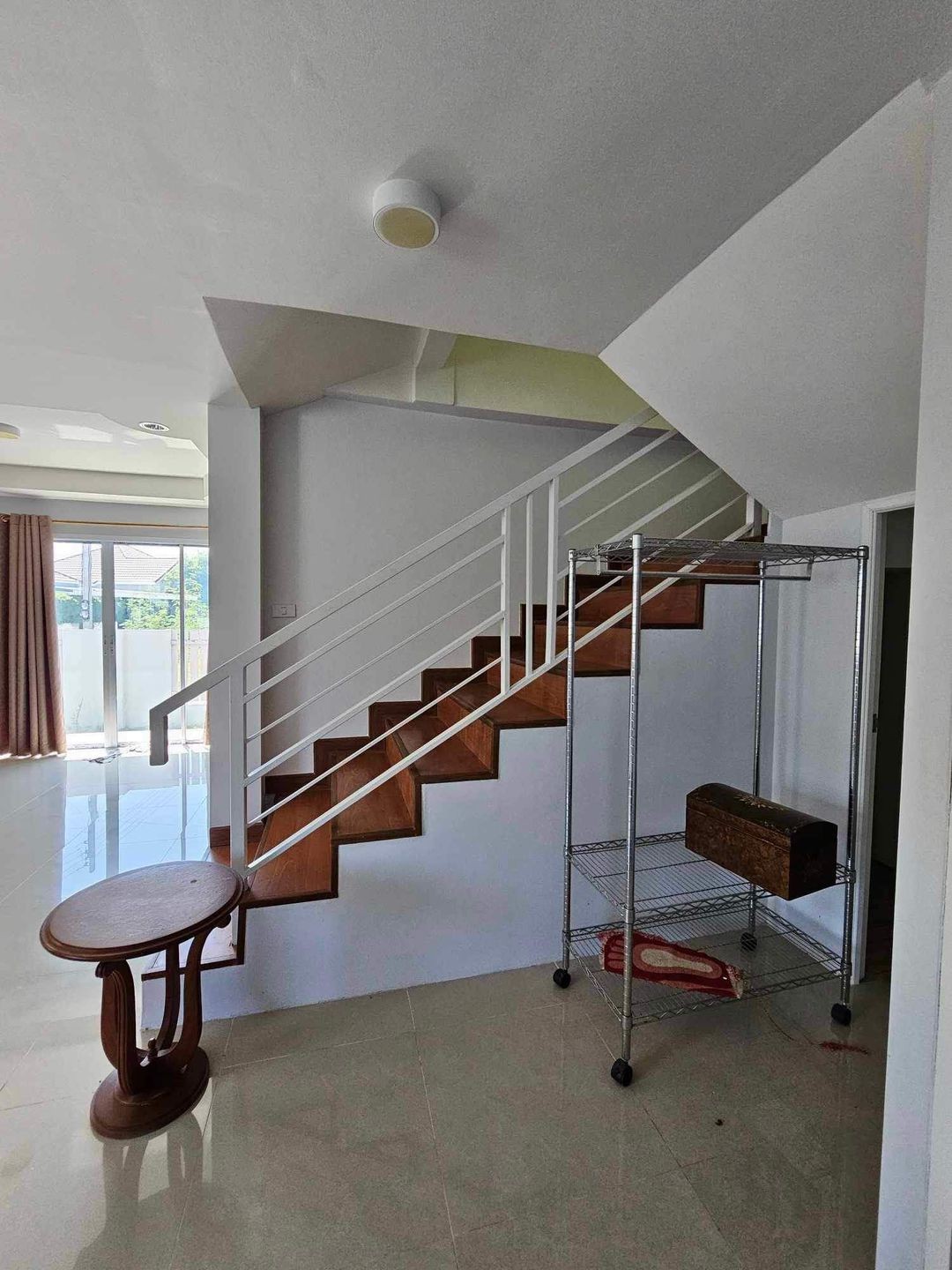 ประกาศฟรี! ซื้อ-ขาย-เช่า คอนโด บ้าน ทาวน์โฮม ที่ดิน และพื้นที่เชิงพาณิชย์ทั่วประเทศไทย ทุกทำเล ทุกงบประมาณ ไม่มีค่าใช้จ่าย ลงง่าย ขายไว เข้าถึงผู้ซื้อโดยตรง 5 200187pic4.jpg