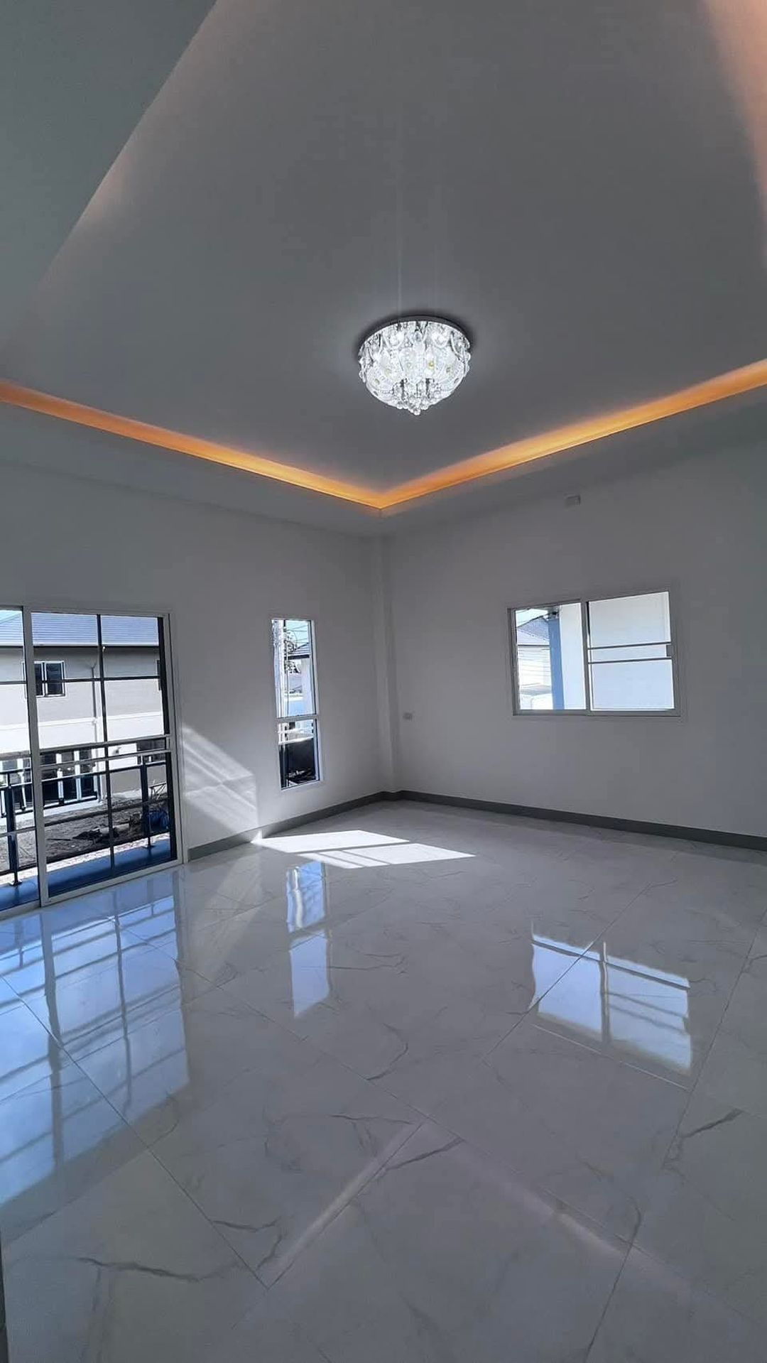 ประกาศฟรี! ซื้อ-ขาย-เช่า คอนโด บ้าน ทาวน์โฮม ที่ดิน และพื้นที่เชิงพาณิชย์ทั่วประเทศไทย ทุกทำเล ทุกงบประมาณ ไม่มีค่าใช้จ่าย ลงง่าย ขายไว เข้าถึงผู้ซื้อโดยตรง 5 200269pic4.jpg