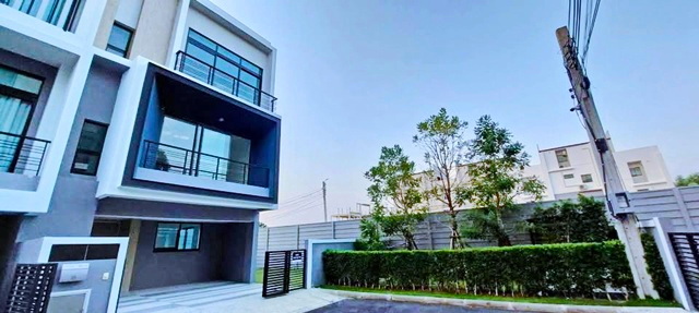 ประกาศฟรี! ซื้อ-ขาย-เช่า คอนโด บ้าน ทาวน์โฮม ที่ดิน และพื้นที่เชิงพาณิชย์ทั่วประเทศไทย ทุกทำเล ทุกงบประมาณ ไม่มีค่าใช้จ่าย ลงง่าย ขายไว เข้าถึงผู้ซื้อโดยตรง 3 200258pic2.jpg