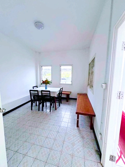 ประกาศฟรี! ซื้อ-ขาย-เช่า คอนโด บ้าน ทาวน์โฮม ที่ดิน และพื้นที่เชิงพาณิชย์ทั่วประเทศไทย ทุกทำเล ทุกงบประมาณ ไม่มีค่าใช้จ่าย ลงง่าย ขายไว เข้าถึงผู้ซื้อโดยตรง 5 200250pic4.jpg