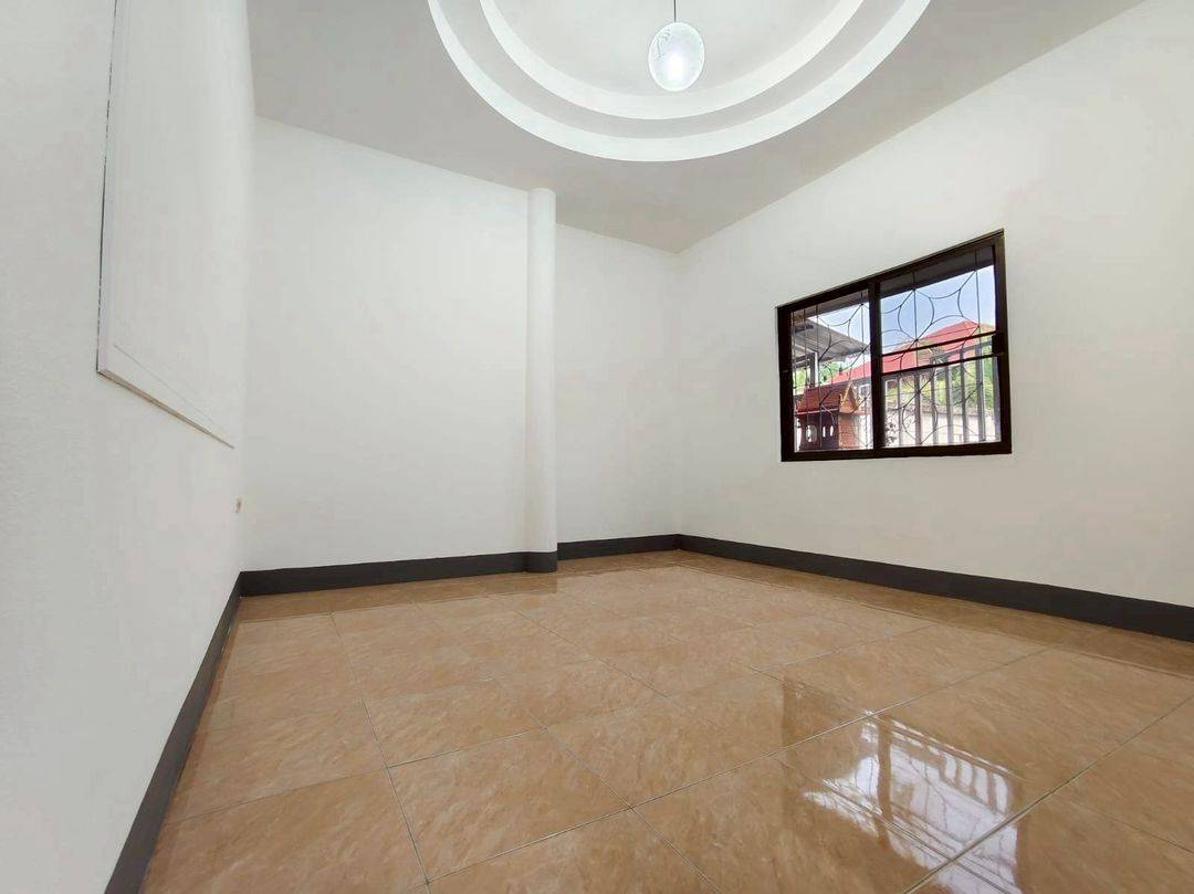 ประกาศฟรี! ซื้อ-ขาย-เช่า คอนโด บ้าน ทาวน์โฮม ที่ดิน และพื้นที่เชิงพาณิชย์ทั่วประเทศไทย ทุกทำเล ทุกงบประมาณ ไม่มีค่าใช้จ่าย ลงง่าย ขายไว เข้าถึงผู้ซื้อโดยตรง 3 200306pic2.jpg