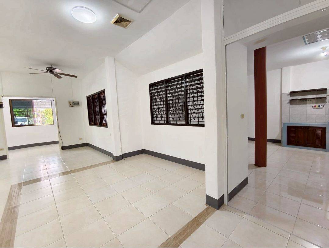 ประกาศฟรี! ซื้อ-ขาย-เช่า คอนโด บ้าน ทาวน์โฮม ที่ดิน และพื้นที่เชิงพาณิชย์ทั่วประเทศไทย ทุกทำเล ทุกงบประมาณ ไม่มีค่าใช้จ่าย ลงง่าย ขายไว เข้าถึงผู้ซื้อโดยตรง 4 200306pic3.jpg