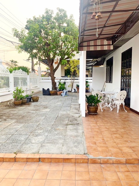 ประกาศฟรี! ซื้อ-ขาย-เช่า คอนโด บ้าน ทาวน์โฮม ที่ดิน และพื้นที่เชิงพาณิชย์ทั่วประเทศไทย ทุกทำเล ทุกงบประมาณ ไม่มีค่าใช้จ่าย ลงง่าย ขายไว เข้าถึงผู้ซื้อโดยตรง 4 200296pic3.jpg