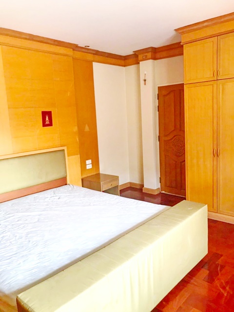 ประกาศฟรี! ซื้อ-ขาย-เช่า คอนโด บ้าน ทาวน์โฮม ที่ดิน และพื้นที่เชิงพาณิชย์ทั่วประเทศไทย ทุกทำเล ทุกงบประมาณ ไม่มีค่าใช้จ่าย ลงง่าย ขายไว เข้าถึงผู้ซื้อโดยตรง 4 200392pic3.jpg