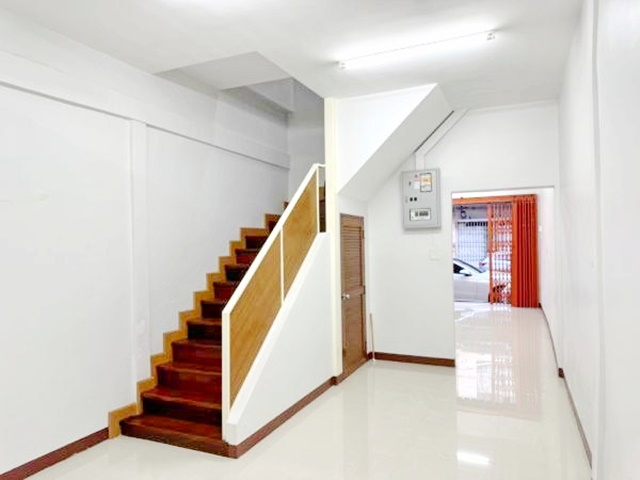 ประกาศฟรี! ซื้อ-ขาย-เช่า คอนโด บ้าน ทาวน์โฮม ที่ดิน และพื้นที่เชิงพาณิชย์ทั่วประเทศไทย ทุกทำเล ทุกงบประมาณ ไม่มีค่าใช้จ่าย ลงง่าย ขายไว เข้าถึงผู้ซื้อโดยตรง 4 200389pic3.jpg