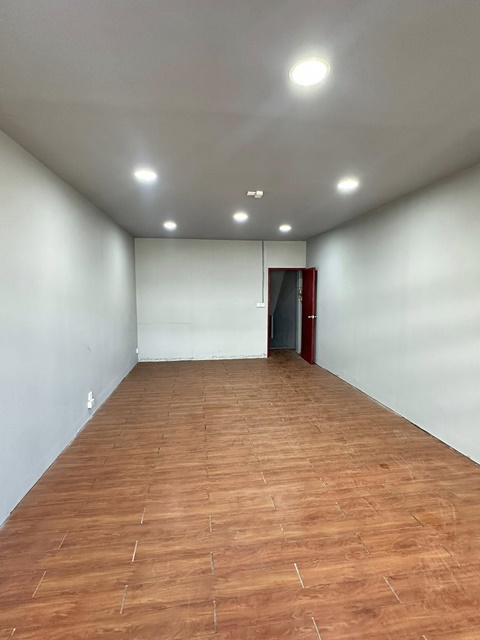 ประกาศฟรี! ซื้อ-ขาย-เช่า คอนโด บ้าน ทาวน์โฮม ที่ดิน และพื้นที่เชิงพาณิชย์ทั่วประเทศไทย ทุกทำเล ทุกงบประมาณ ไม่มีค่าใช้จ่าย ลงง่าย ขายไว เข้าถึงผู้ซื้อโดยตรง 5 200331pic4.jpg