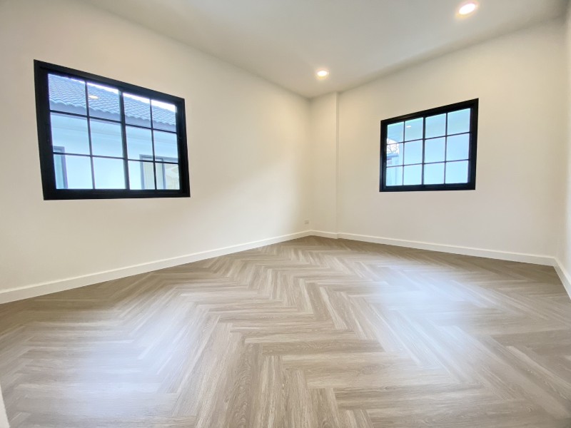 ประกาศฟรี! ซื้อ-ขาย-เช่า คอนโด บ้าน ทาวน์โฮม ที่ดิน และพื้นที่เชิงพาณิชย์ทั่วประเทศไทย ทุกทำเล ทุกงบประมาณ ไม่มีค่าใช้จ่าย ลงง่าย ขายไว เข้าถึงผู้ซื้อโดยตรง 5 200035pic4.jpg