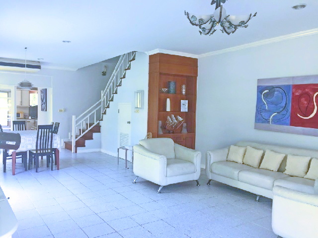 ประกาศฟรี! ซื้อ-ขาย-เช่า คอนโด บ้าน ทาวน์โฮม ที่ดิน และพื้นที่เชิงพาณิชย์ทั่วประเทศไทย ทุกทำเล ทุกงบประมาณ ไม่มีค่าใช้จ่าย ลงง่าย ขายไว เข้าถึงผู้ซื้อโดยตรง 4 200921pic3.jpg