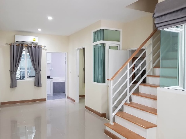 ประกาศฟรี! ซื้อ-ขาย-เช่า คอนโด บ้าน ทาวน์โฮม ที่ดิน และพื้นที่เชิงพาณิชย์ทั่วประเทศไทย ทุกทำเล ทุกงบประมาณ ไม่มีค่าใช้จ่าย ลงง่าย ขายไว เข้าถึงผู้ซื้อโดยตรง 3 200999pic2.jpg