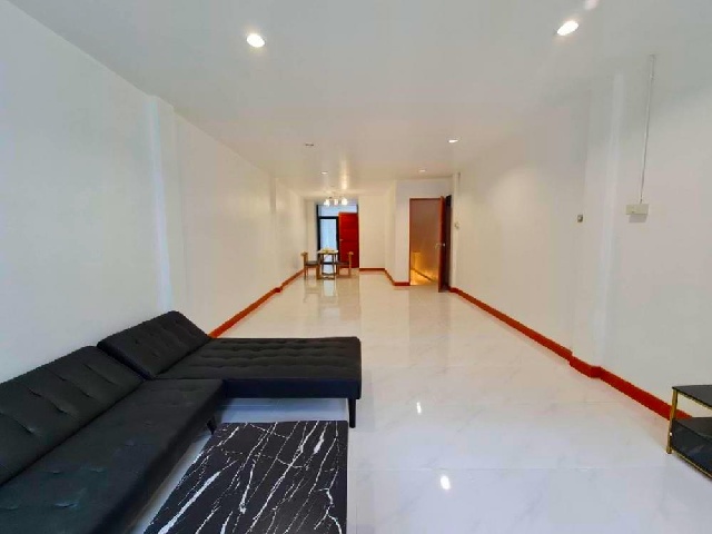 ประกาศฟรี! ซื้อ-ขาย-เช่า คอนโด บ้าน ทาวน์โฮม ที่ดิน และพื้นที่เชิงพาณิชย์ทั่วประเทศไทย ทุกทำเล ทุกงบประมาณ ไม่มีค่าใช้จ่าย ลงง่าย ขายไว เข้าถึงผู้ซื้อโดยตรง 3 200995pic2.jpg