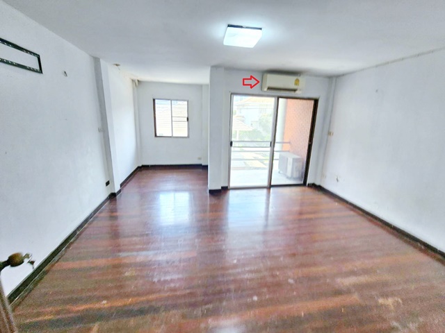 ประกาศฟรี! ซื้อ-ขาย-เช่า คอนโด บ้าน ทาวน์โฮม ที่ดิน และพื้นที่เชิงพาณิชย์ทั่วประเทศไทย ทุกทำเล ทุกงบประมาณ ไม่มีค่าใช้จ่าย ลงง่าย ขายไว เข้าถึงผู้ซื้อโดยตรง 4 201047pic3.jpg