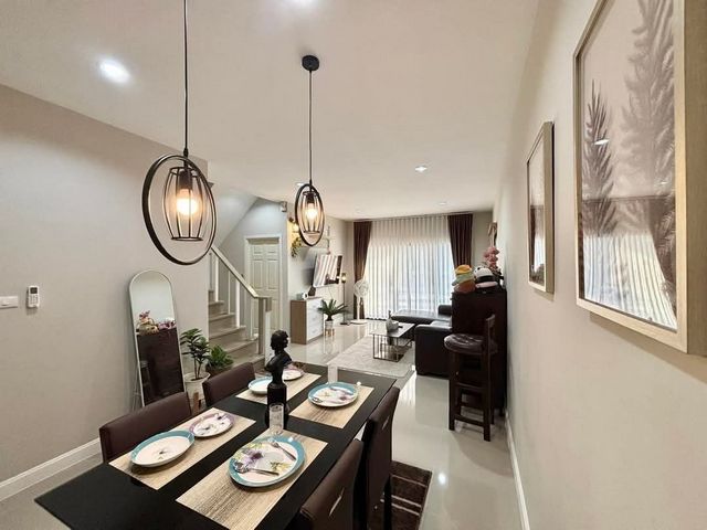 ประกาศฟรี! ซื้อ-ขาย-เช่า คอนโด บ้าน ทาวน์โฮม ที่ดิน และพื้นที่เชิงพาณิชย์ทั่วประเทศไทย ทุกทำเล ทุกงบประมาณ ไม่มีค่าใช้จ่าย ลงง่าย ขายไว เข้าถึงผู้ซื้อโดยตรง 4 201706pic3.jpg