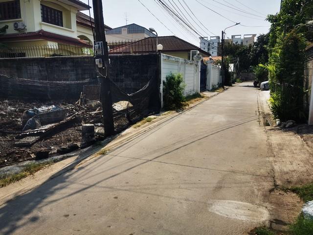 ประกาศฟรี! ซื้อ-ขาย-เช่า คอนโด บ้าน ทาวน์โฮม ที่ดิน และพื้นที่เชิงพาณิชย์ทั่วประเทศไทย ทุกทำเล ทุกงบประมาณ ไม่มีค่าใช้จ่าย ลงง่าย ขายไว เข้าถึงผู้ซื้อโดยตรง 4 491584pic3.jpg