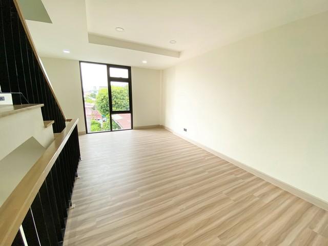 ประกาศฟรี! ซื้อ-ขาย-เช่า คอนโด บ้าน ทาวน์โฮม ที่ดิน และพื้นที่เชิงพาณิชย์ทั่วประเทศไทย ทุกทำเล ทุกงบประมาณ ไม่มีค่าใช้จ่าย ลงง่าย ขายไว เข้าถึงผู้ซื้อโดยตรง 5 491583pic4.jpg