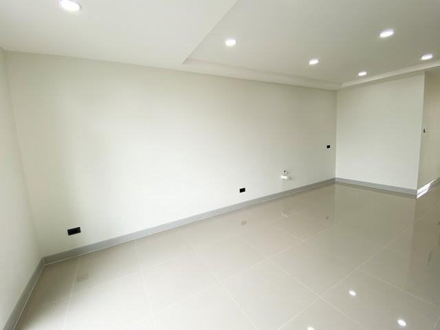 ประกาศฟรี! ซื้อ-ขาย-เช่า คอนโด บ้าน ทาวน์โฮม ที่ดิน และพื้นที่เชิงพาณิชย์ทั่วประเทศไทย ทุกทำเล ทุกงบประมาณ ไม่มีค่าใช้จ่าย ลงง่าย ขายไว เข้าถึงผู้ซื้อโดยตรง 4 491582pic3.jpg