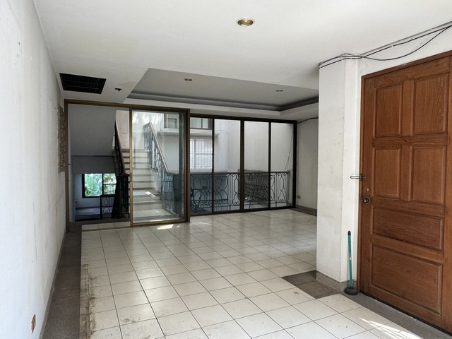 ประกาศฟรี! ซื้อ-ขาย-เช่า คอนโด บ้าน ทาวน์โฮม ที่ดิน และพื้นที่เชิงพาณิชย์ทั่วประเทศไทย ทุกทำเล ทุกงบประมาณ ไม่มีค่าใช้จ่าย ลงง่าย ขายไว เข้าถึงผู้ซื้อโดยตรง 3 491668pic2.jpg