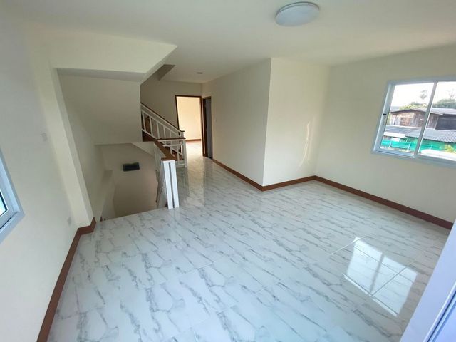 ประกาศฟรี! ซื้อ-ขาย-เช่า คอนโด บ้าน ทาวน์โฮม ที่ดิน และพื้นที่เชิงพาณิชย์ทั่วประเทศไทย ทุกทำเล ทุกงบประมาณ ไม่มีค่าใช้จ่าย ลงง่าย ขายไว เข้าถึงผู้ซื้อโดยตรง 5 201963pic4.jpg