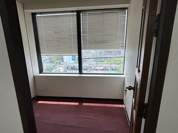 ประกาศฟรี! ซื้อ-ขาย-เช่า คอนโด บ้าน ทาวน์โฮม ที่ดิน และพื้นที่เชิงพาณิชย์ทั่วประเทศไทย ทุกทำเล ทุกงบประมาณ ไม่มีค่าใช้จ่าย ลงง่าย ขายไว เข้าถึงผู้ซื้อโดยตรง 5 201991pic4.jpg