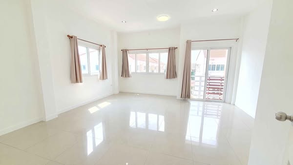 ประกาศฟรี! ซื้อ-ขาย-เช่า คอนโด บ้าน ทาวน์โฮม ที่ดิน และพื้นที่เชิงพาณิชย์ทั่วประเทศไทย ทุกทำเล ทุกงบประมาณ ไม่มีค่าใช้จ่าย ลงง่าย ขายไว เข้าถึงผู้ซื้อโดยตรง 4 201976pic3.jpg