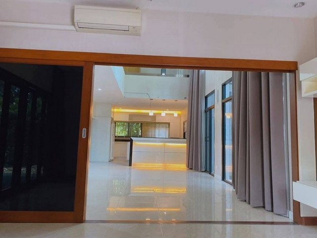 ประกาศฟรี! ซื้อ-ขาย-เช่า คอนโด บ้าน ทาวน์โฮม ที่ดิน และพื้นที่เชิงพาณิชย์ทั่วประเทศไทย ทุกทำเล ทุกงบประมาณ ไม่มีค่าใช้จ่าย ลงง่าย ขายไว เข้าถึงผู้ซื้อโดยตรง 5 202026pic4.jpg