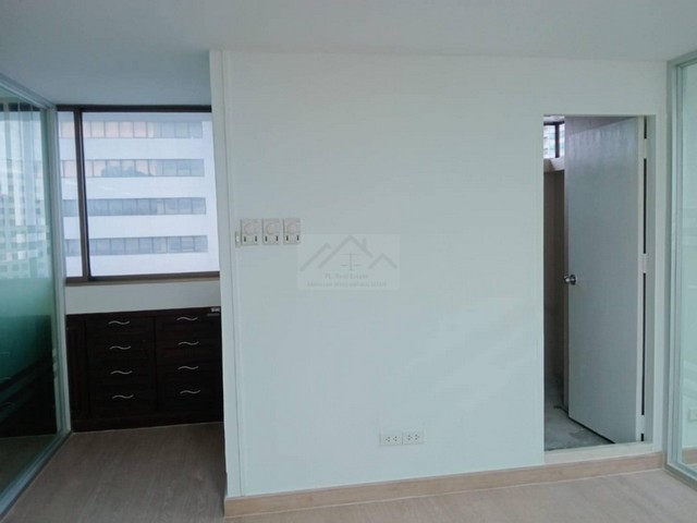 ประกาศฟรี! ซื้อ-ขาย-เช่า คอนโด บ้าน ทาวน์โฮม ที่ดิน และพื้นที่เชิงพาณิชย์ทั่วประเทศไทย ทุกทำเล ทุกงบประมาณ ไม่มีค่าใช้จ่าย ลงง่าย ขายไว เข้าถึงผู้ซื้อโดยตรง 4 491776pic3.jpg