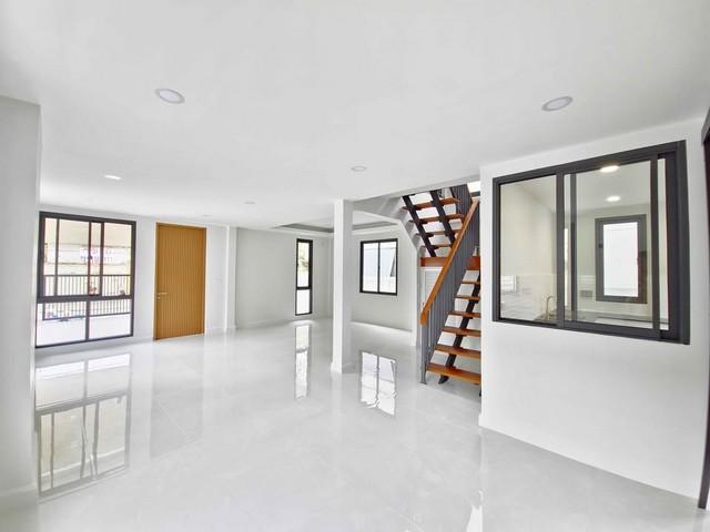 ประกาศฟรี! ซื้อ-ขาย-เช่า คอนโด บ้าน ทาวน์โฮม ที่ดิน และพื้นที่เชิงพาณิชย์ทั่วประเทศไทย ทุกทำเล ทุกงบประมาณ ไม่มีค่าใช้จ่าย ลงง่าย ขายไว เข้าถึงผู้ซื้อโดยตรง 4 491841pic3.jpg