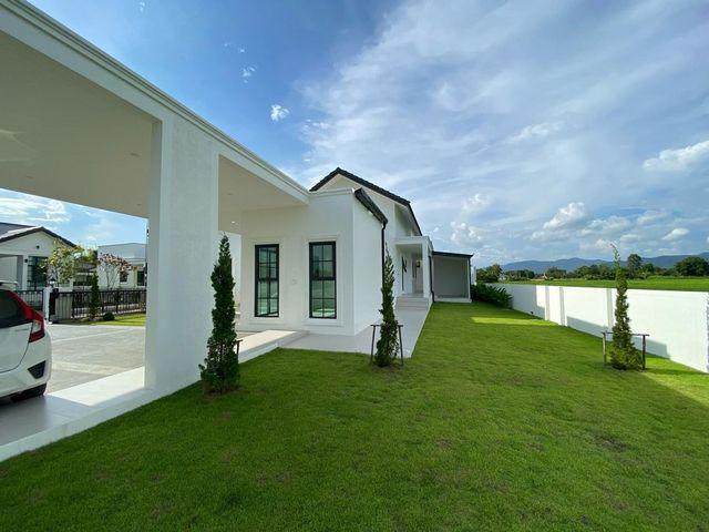 ประกาศฟรี! ซื้อ-ขาย-เช่า คอนโด บ้าน ทาวน์โฮม ที่ดิน และพื้นที่เชิงพาณิชย์ทั่วประเทศไทย ทุกทำเล ทุกงบประมาณ ไม่มีค่าใช้จ่าย ลงง่าย ขายไว เข้าถึงผู้ซื้อโดยตรง 2 202183pic1.jpg