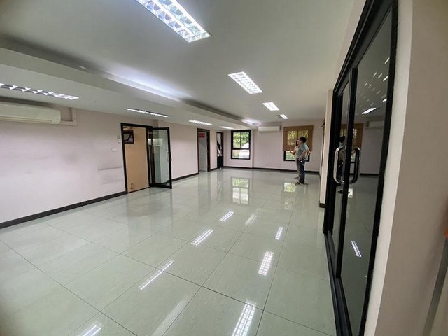 ประกาศฟรี! ซื้อ-ขาย-เช่า คอนโด บ้าน ทาวน์โฮม ที่ดิน และพื้นที่เชิงพาณิชย์ทั่วประเทศไทย ทุกทำเล ทุกงบประมาณ ไม่มีค่าใช้จ่าย ลงง่าย ขายไว เข้าถึงผู้ซื้อโดยตรง 4 491980pic3.jpg