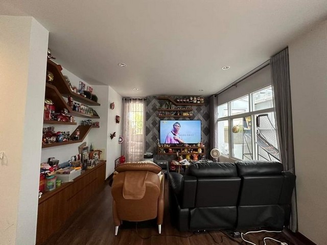 ประกาศฟรี! ซื้อ-ขาย-เช่า คอนโด บ้าน ทาวน์โฮม ที่ดิน และพื้นที่เชิงพาณิชย์ทั่วประเทศไทย ทุกทำเล ทุกงบประมาณ ไม่มีค่าใช้จ่าย ลงง่าย ขายไว เข้าถึงผู้ซื้อโดยตรง 4 202899pic3.jpg