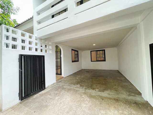 ประกาศฟรี! ซื้อ-ขาย-เช่า คอนโด บ้าน ทาวน์โฮม ที่ดิน และพื้นที่เชิงพาณิชย์ทั่วประเทศไทย ทุกทำเล ทุกงบประมาณ ไม่มีค่าใช้จ่าย ลงง่าย ขายไว เข้าถึงผู้ซื้อโดยตรง 3 203026pic2.jpg