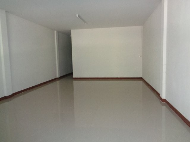 ประกาศฟรี! ซื้อ-ขาย-เช่า คอนโด บ้าน ทาวน์โฮม ที่ดิน และพื้นที่เชิงพาณิชย์ทั่วประเทศไทย ทุกทำเล ทุกงบประมาณ ไม่มีค่าใช้จ่าย ลงง่าย ขายไว เข้าถึงผู้ซื้อโดยตรง 5 200371pic4.jpg