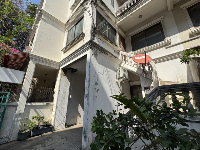 ประกาศฟรี! ซื้อ-ขาย-เช่า คอนโด บ้าน ทาวน์โฮม ที่ดิน และพื้นที่เชิงพาณิชย์ทั่วประเทศไทย ทุกทำเล ทุกงบประมาณ ไม่มีค่าใช้จ่าย ลงง่าย ขายไว เข้าถึงผู้ซื้อโดยตรง 3 491237pic2.jpg