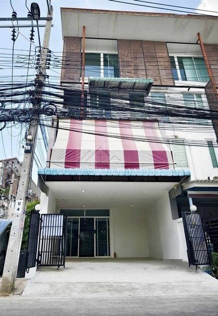 ประกาศฟรี! ซื้อ-ขาย-เช่า คอนโด บ้าน ทาวน์โฮม ที่ดิน และพื้นที่เชิงพาณิชย์ทั่วประเทศไทย ทุกทำเล ทุกงบประมาณ ไม่มีค่าใช้จ่าย ลงง่าย ขายไว เข้าถึงผู้ซื้อโดยตรง 2 492145pic1.jpg