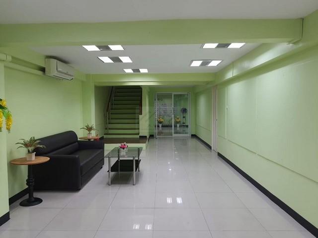 ประกาศฟรี! ซื้อ-ขาย-เช่า คอนโด บ้าน ทาวน์โฮม ที่ดิน และพื้นที่เชิงพาณิชย์ทั่วประเทศไทย ทุกทำเล ทุกงบประมาณ ไม่มีค่าใช้จ่าย ลงง่าย ขายไว เข้าถึงผู้ซื้อโดยตรง 3 492219pic2.jpg