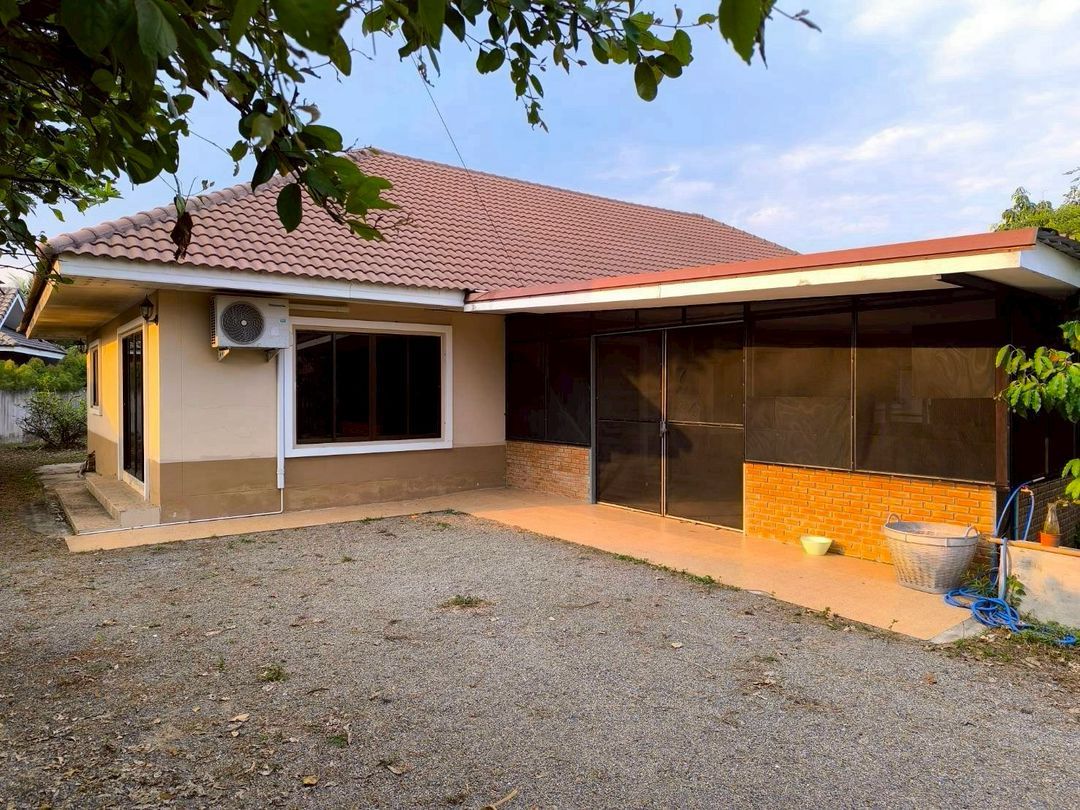 ประกาศฟรี! ซื้อ-ขาย-เช่า คอนโด บ้าน ทาวน์โฮม ที่ดิน และพื้นที่เชิงพาณิชย์ทั่วประเทศไทย ทุกทำเล ทุกงบประมาณ ไม่มีค่าใช้จ่าย ลงง่าย ขายไว เข้าถึงผู้ซื้อโดยตรง 2 203185pic1.jpg