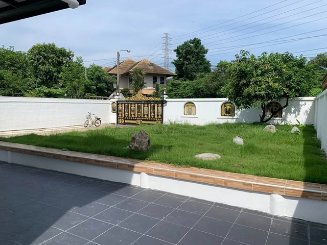 ประกาศฟรี! ซื้อ-ขาย-เช่า คอนโด บ้าน ทาวน์โฮม ที่ดิน และพื้นที่เชิงพาณิชย์ทั่วประเทศไทย ทุกทำเล ทุกงบประมาณ ไม่มีค่าใช้จ่าย ลงง่าย ขายไว เข้าถึงผู้ซื้อโดยตรง 3 203175pic2.jpg