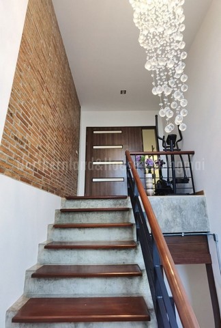 ประกาศฟรี! ซื้อ-ขาย-เช่า คอนโด บ้าน ทาวน์โฮม ที่ดิน และพื้นที่เชิงพาณิชย์ทั่วประเทศไทย ทุกทำเล ทุกงบประมาณ ไม่มีค่าใช้จ่าย ลงง่าย ขายไว เข้าถึงผู้ซื้อโดยตรง 5 203236pic4.jpg