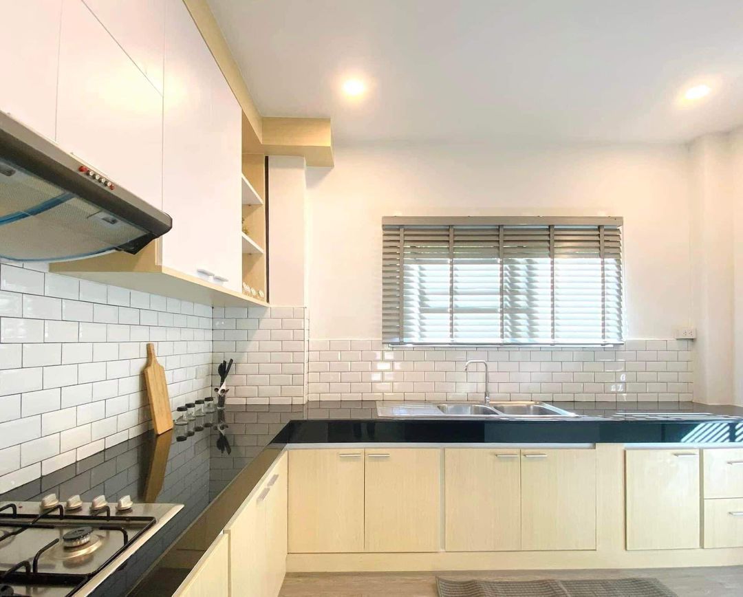 ประกาศฟรี! ซื้อ-ขาย-เช่า คอนโด บ้าน ทาวน์โฮม ที่ดิน และพื้นที่เชิงพาณิชย์ทั่วประเทศไทย ทุกทำเล ทุกงบประมาณ ไม่มีค่าใช้จ่าย ลงง่าย ขายไว เข้าถึงผู้ซื้อโดยตรง 5 203255pic4.jpg