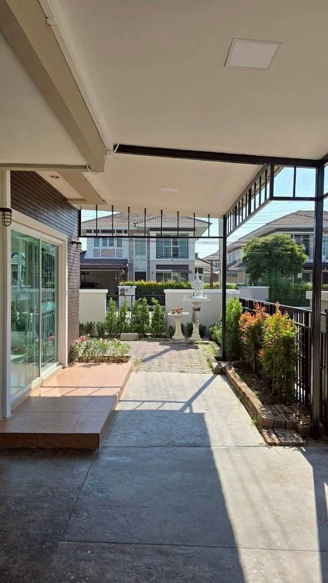 ประกาศฟรี! ซื้อ-ขาย-เช่า คอนโด บ้าน ทาวน์โฮม ที่ดิน และพื้นที่เชิงพาณิชย์ทั่วประเทศไทย ทุกทำเล ทุกงบประมาณ ไม่มีค่าใช้จ่าย ลงง่าย ขายไว เข้าถึงผู้ซื้อโดยตรง 3 203246pic2.jpg