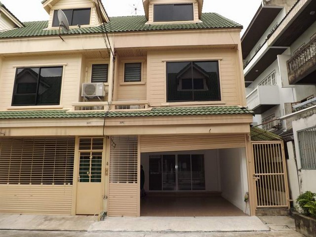 ประกาศฟรี! ซื้อ-ขาย-เช่า คอนโด บ้าน ทาวน์โฮม ที่ดิน และพื้นที่เชิงพาณิชย์ทั่วประเทศไทย ทุกทำเล ทุกงบประมาณ ไม่มีค่าใช้จ่าย ลงง่าย ขายไว เข้าถึงผู้ซื้อโดยตรง 2 492322pic1.jpg