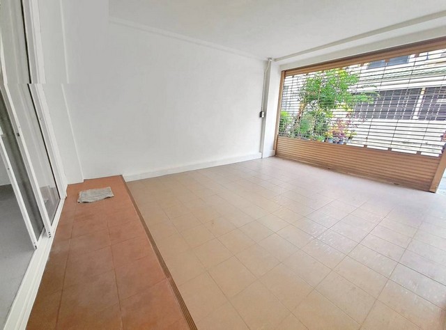 ประกาศฟรี! ซื้อ-ขาย-เช่า คอนโด บ้าน ทาวน์โฮม ที่ดิน และพื้นที่เชิงพาณิชย์ทั่วประเทศไทย ทุกทำเล ทุกงบประมาณ ไม่มีค่าใช้จ่าย ลงง่าย ขายไว เข้าถึงผู้ซื้อโดยตรง 3 492322pic2.jpg