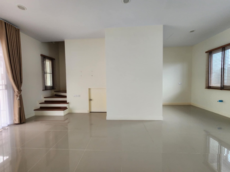 ประกาศฟรี! ซื้อ-ขาย-เช่า คอนโด บ้าน ทาวน์โฮม ที่ดิน และพื้นที่เชิงพาณิชย์ทั่วประเทศไทย ทุกทำเล ทุกงบประมาณ ไม่มีค่าใช้จ่าย ลงง่าย ขายไว เข้าถึงผู้ซื้อโดยตรง 3 492463pic2.jpg