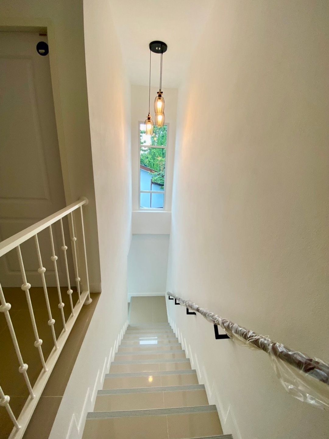 ประกาศฟรี! ซื้อ-ขาย-เช่า คอนโด บ้าน ทาวน์โฮม ที่ดิน และพื้นที่เชิงพาณิชย์ทั่วประเทศไทย ทุกทำเล ทุกงบประมาณ ไม่มีค่าใช้จ่าย ลงง่าย ขายไว เข้าถึงผู้ซื้อโดยตรง 3 203394pic2.jpg