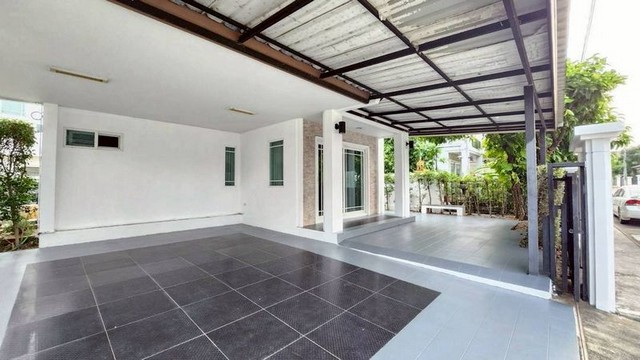 ประกาศฟรี! ซื้อ-ขาย-เช่า คอนโด บ้าน ทาวน์โฮม ที่ดิน และพื้นที่เชิงพาณิชย์ทั่วประเทศไทย ทุกทำเล ทุกงบประมาณ ไม่มีค่าใช้จ่าย ลงง่าย ขายไว เข้าถึงผู้ซื้อโดยตรง 3 203741pic2.jpg