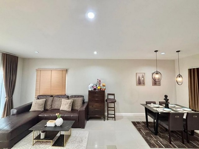 ประกาศฟรี! ซื้อ-ขาย-เช่า คอนโด บ้าน ทาวน์โฮม ที่ดิน และพื้นที่เชิงพาณิชย์ทั่วประเทศไทย ทุกทำเล ทุกงบประมาณ ไม่มีค่าใช้จ่าย ลงง่าย ขายไว เข้าถึงผู้ซื้อโดยตรง 3 203739pic2.jpg