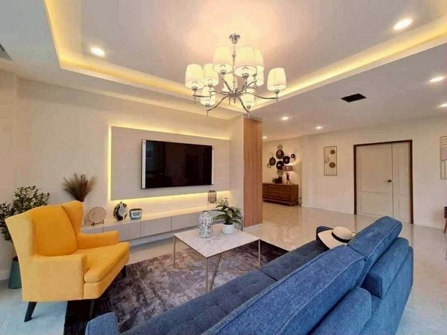 ประกาศฟรี! ซื้อ-ขาย-เช่า คอนโด บ้าน ทาวน์โฮม ที่ดิน และพื้นที่เชิงพาณิชย์ทั่วประเทศไทย ทุกทำเล ทุกงบประมาณ ไม่มีค่าใช้จ่าย ลงง่าย ขายไว เข้าถึงผู้ซื้อโดยตรง 4 203737pic3.jpg