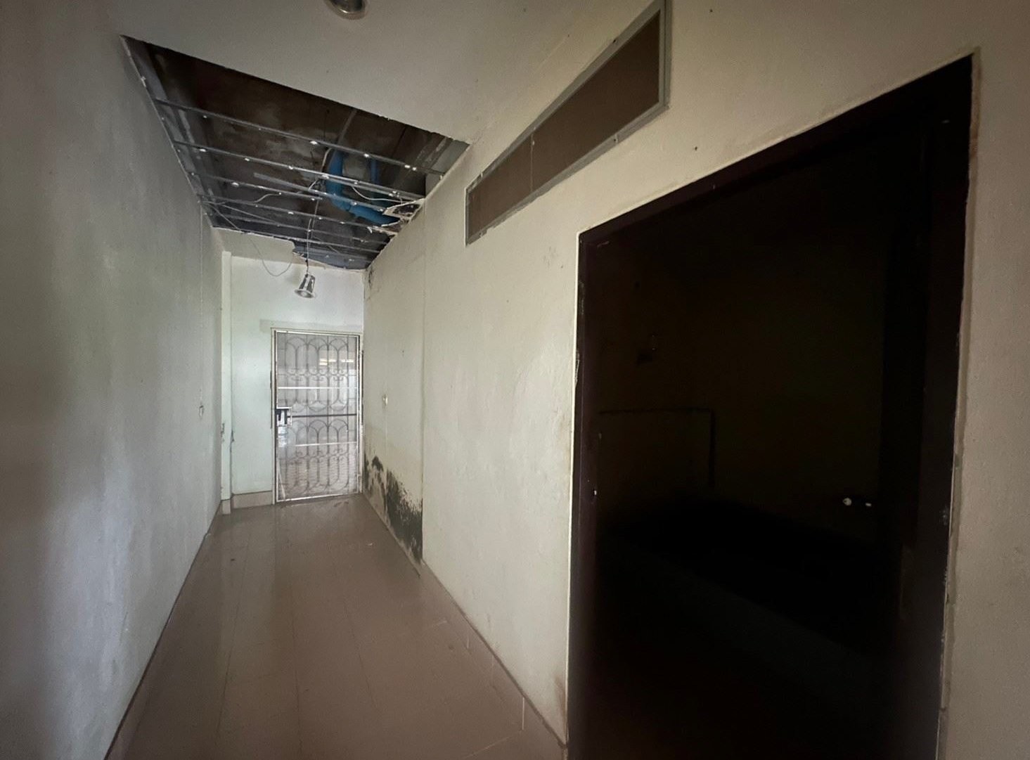 ประกาศฟรี! ซื้อ-ขาย-เช่า คอนโด บ้าน ทาวน์โฮม ที่ดิน และพื้นที่เชิงพาณิชย์ทั่วประเทศไทย ทุกทำเล ทุกงบประมาณ ไม่มีค่าใช้จ่าย ลงง่าย ขายไว เข้าถึงผู้ซื้อโดยตรง 5 200961pic4.jpg