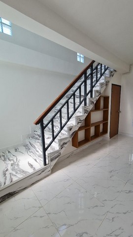 ประกาศฟรี! ซื้อ-ขาย-เช่า คอนโด บ้าน ทาวน์โฮม ที่ดิน และพื้นที่เชิงพาณิชย์ทั่วประเทศไทย ทุกทำเล ทุกงบประมาณ ไม่มีค่าใช้จ่าย ลงง่าย ขายไว เข้าถึงผู้ซื้อโดยตรง 3 491995pic2.jpg