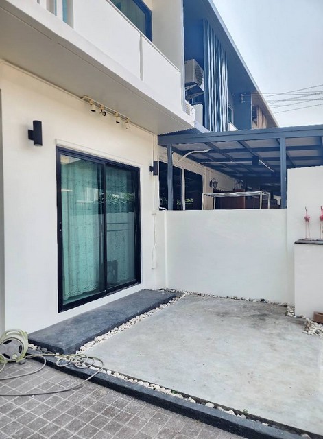 ประกาศฟรี! ซื้อ-ขาย-เช่า คอนโด บ้าน ทาวน์โฮม ที่ดิน และพื้นที่เชิงพาณิชย์ทั่วประเทศไทย ทุกทำเล ทุกงบประมาณ ไม่มีค่าใช้จ่าย ลงง่าย ขายไว เข้าถึงผู้ซื้อโดยตรง 4 492533pic3.jpg