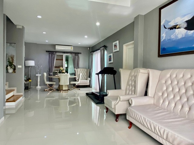 ประกาศฟรี! ซื้อ-ขาย-เช่า คอนโด บ้าน ทาวน์โฮม ที่ดิน และพื้นที่เชิงพาณิชย์ทั่วประเทศไทย ทุกทำเล ทุกงบประมาณ ไม่มีค่าใช้จ่าย ลงง่าย ขายไว เข้าถึงผู้ซื้อโดยตรง 5 292192pic4.jpg